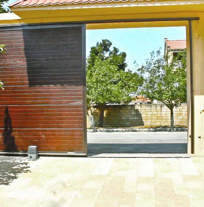 Yana sürüşən qapılar