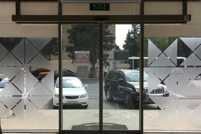 Avtomatik fotoselli qapılar